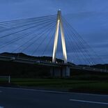 那須烏山・烏山大橋の主塔、31日までライトアップ 「山あげ祭」盛り上げへ