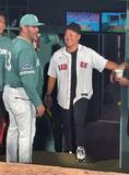 松坂大輔さんが始球式