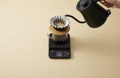 簡単操作で使いやすいベーシックなコーヒースケールを3月3日に発売