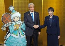 日本と中央アジア、初の首脳会合