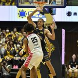 宇都宮ブレックス・エドワーズ、秋田戦の終盤に存在感発揮「応援が力になった」　４連勝で首位キープ