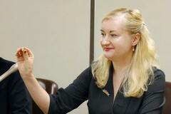 戦火逃れ、日本で弁護士に