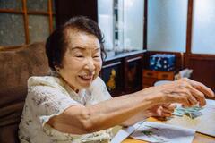 緻密でユーモラス 独自の表現