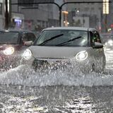 宇都宮で歴代２位の雨量　24日の県内に激しい雷雨　鹿沼、日光では通信障害も