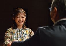 井上咲楽さんが益子大使に