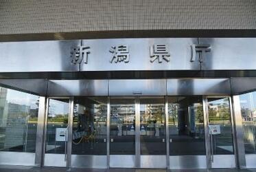 養鶏場で鳥インフル3例目