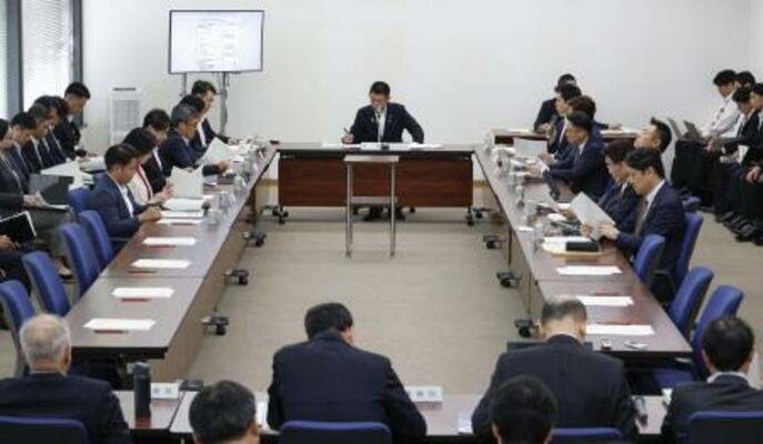 「大阪都構想」の制度案を作る大阪府市の法定協議会初会合=12日、大阪市役所