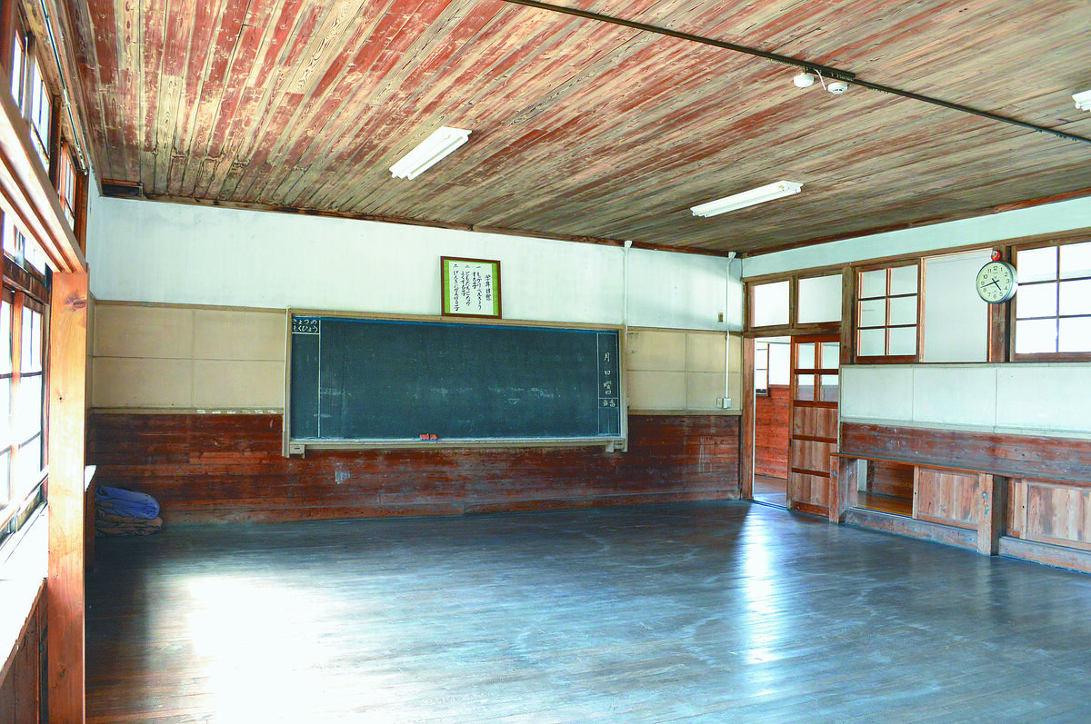 img_5bbf09042433ddeff5526352af