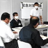 ＬＲＴ事故相次ぎ緊急対策会議　県警や運営会社が危険箇所共有　車と共存へ各種対策