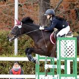 名門・日大馬術部に所属、全日本学生女子選手権優勝の鈴木さんは栃木市出身　馬の個性に対応し栄冠