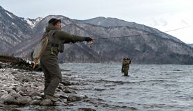 中禅寺湖で岸釣り解禁