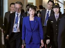 暫定予算、３０日に成立へ