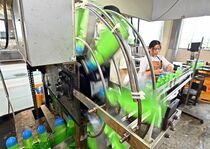 夏の風物詩 ラムネ生産始まる 足利