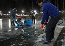 日光で天然氷の切り出し