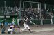 ８回に適時打を放つダッタ＝13日午後８時35分、小山運動公園野球場、橋本裕太撮影
