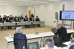 柔軟な発想で政策提言