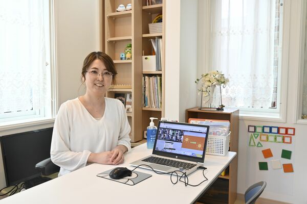 自宅でNIJINアカデミー栃木矢板校を開校する竹村さん