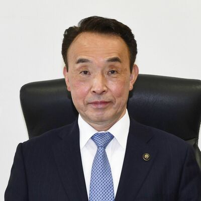 花塚隆志氏