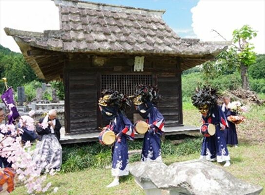 薬師堂の伝統行事の一つ宗円獅子舞