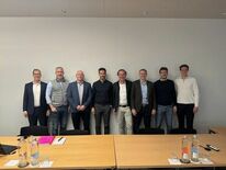 Healthcare Holding Schweiz社、Medddba…