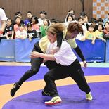 「Travis Japan」吉澤さんとパリ五輪・レスリング鏡選手が熱戦…