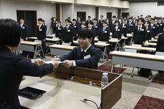 新社会人 飛躍へ決意