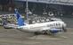 　関西空港に駐機された米ユナイテッド航空機＝１３日午前９時３７分（共同通信社ヘリから）