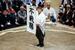 　大相撲夏場所２日目に豊昇龍が休場し、藤ノ川の不戦勝を伝える垂れ幕＝１１日、両国国技館