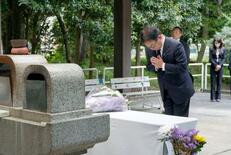 厚労相、東村山の多磨全生園視察