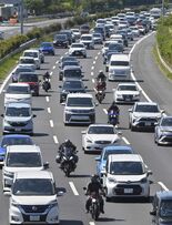 東北道で渋滞32キロ　ＧＷ の４日、午後から上り線混雑