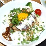 【食べた？】箸止まらぬさっぱり味　薬味でいただく和風ロコモコ丼　Sai－cafe（那須塩原）