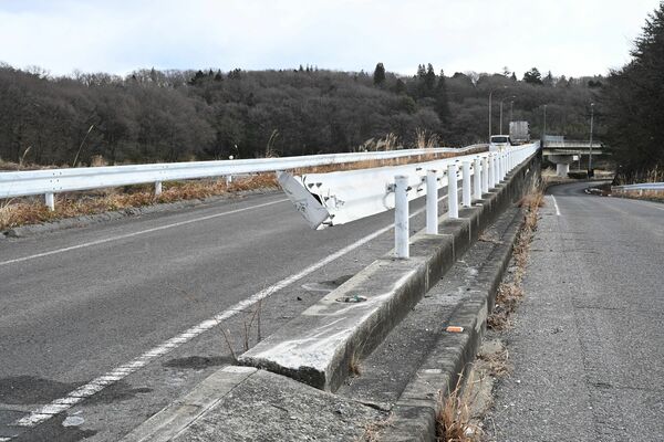 小林容疑者が衝突したガードレール＝25日午前、那須町高久甲