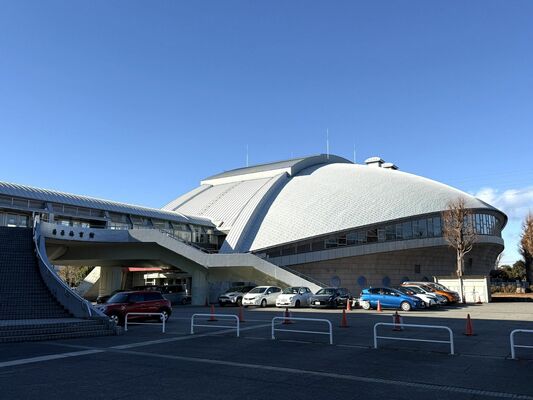 清原工業団地に立地する「清原体育館」