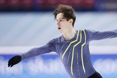 スケート場はミサイルで破壊され、大会出場資金はクラウドファンディングで…