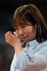 引退の体操芦川うららさんに花束