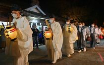 那珂川・鷲子山上神社で夜祭り