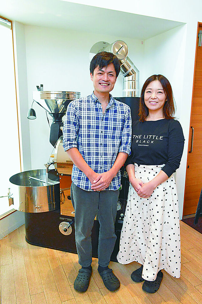 オーナーの中西康久さん、愛子さん夫妻