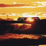 ＬＲＴに重なる夕日　金賞は宇都宮の村岡さん　下野写真協会・第22回紙上…