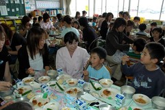 都賀町立学校給食センター管理栄養士　中田智子さん　特別給食で食育推進