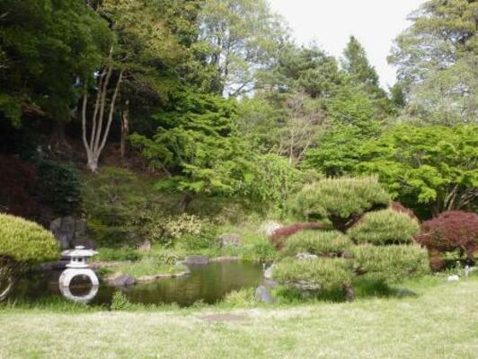 　菅刈公園の日本庭園＝東京都目黒区