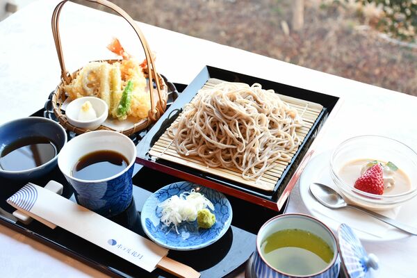 藤井王将が勝負飯に選んだ天ぷら付きのせいろそば