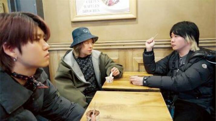 　映画「ＭＧＡ　ＭＡＧＩＣＡＬ　１０　ＹＥＡＲＳ　ＤＯＣＵＭＥＮＴＡＲＹ　ＦＩＬＭ　～ＴＨＥ　ＯＲＩＧＩＮ～」（ＴＯＨＯ　ＮＥＸＴ配給）より（（Ｃ）２０２５　ＭＧＡ　Ｆｉｌｍ　Ｐａｒｔｎｅｒｓ）