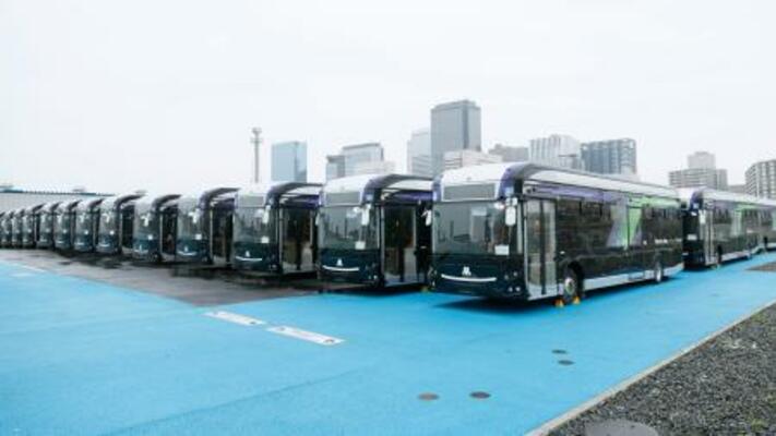 　大阪・関西万博で使用されたＥＶモーターズ・ジャパン製の電気自動車バス＝４月、大阪市城東区