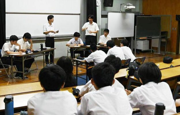 国際大会での予選突破へ練習に打ち込むメンバーら