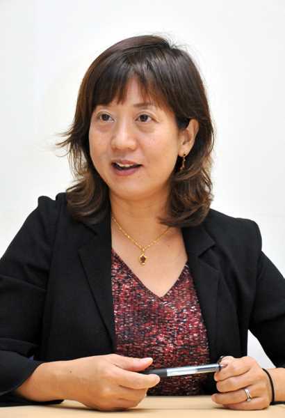 　マサチューセッツ工科大卒業、国際連合、海外経済協力基金を経て現職。２０１１年から厚生労働省社会保障審議会臨時委員（生活保護基準部会）などを務める。研究テーマは貧困、社会的排除、社会保障、公的扶助。