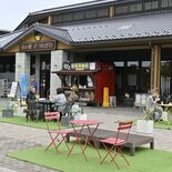 「美肌の湯」源泉掛け流しの足湯に露天風呂も　レトロ感漂う癒やし空間　道…
