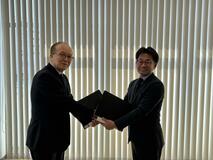 アヤラ産業HD設立