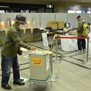 【とちぎ知事選・衆院選】投票所の閉鎖時刻繰り上げ、投票率への影響は？　「他事記載」無効票は増加