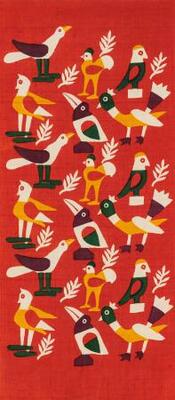 柚木沙弥郎「小鳥」(1992年、型染、紬 坂本善三美術館蔵)(提供写真)