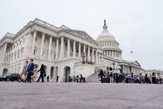 米、政府機関の閉鎖回避へ瀬戸際